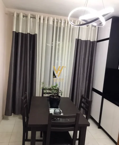 Tirane, jepet me qera apartament 2+1+Ballkon Kati 5, 75 m² 650 € (FERIT XHAJKO)