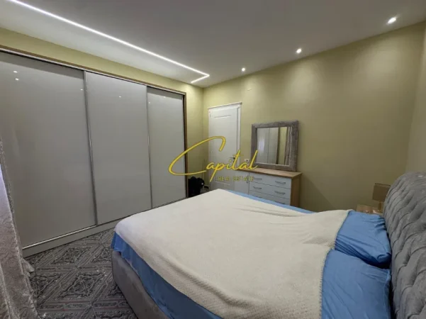 Tirane, jepet me qera apartament 3+1 Kati 2, 150 m² 750 € (ASTIR)