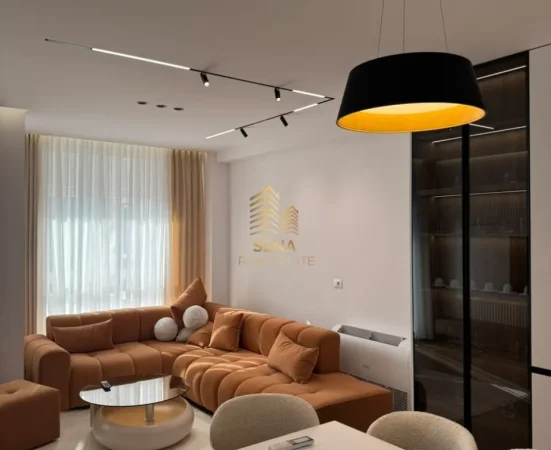 Tirane, jepet me qera apartament 2+1+Ballkon Kati 7, 107 m² 850 € (Kompleksi Aura, Laprake)