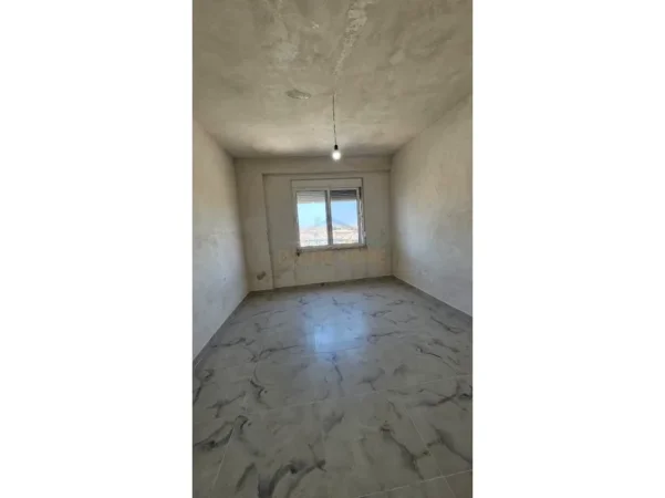 Durres, shitet apartament 3+1 Kati 7, 104 m² 160.000 € (Plazh ,Durres)