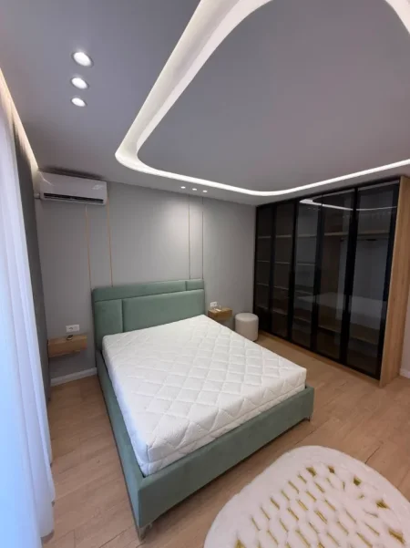 Tirane, shitet apartament 1+1+Ballkon Kati 2, 55 m² 195.000 € (liqeni artificial , rruga e kosovareve)