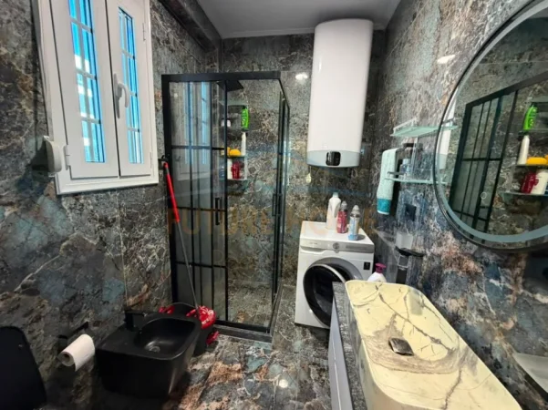 Golem, shitet apartament 1+1 Kati 2, 65 m² 100.000 € (MALI I ROBIT)