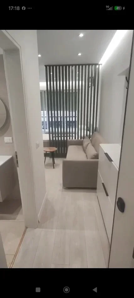 Tirane, jepet me qera garsonier Kati 2, 40 m² 450 € (Rruga Xhanfize Keko)