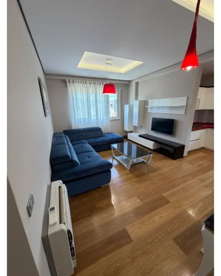 Tirane, shitet apartament 2+1 Kati 5, 96 m² 260.000 € (Liqeni i Thate)