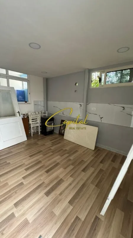 Tirane, jepet me qera apartament 3+1 Kati 1, 105 m² 550 € (VASIL SHANTO)