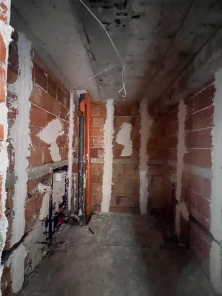 Tirane, shitet apartament 2+1 , 99 m² 