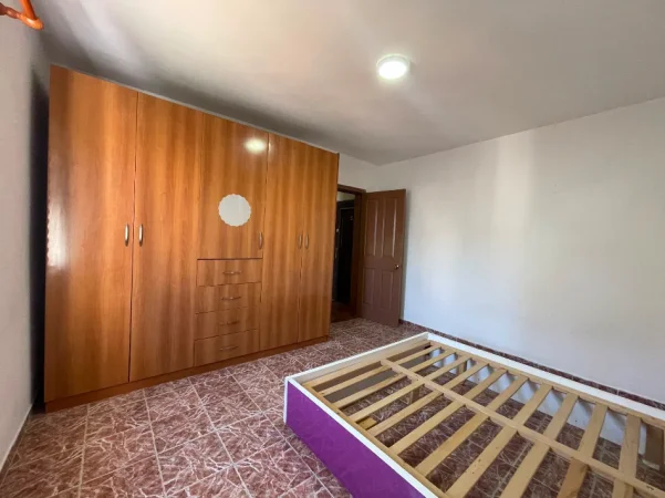 Fier, shitet apartament 1+1 Kati 5, 45 m² 52.000 € (Fier)
