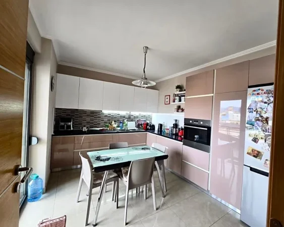 Tirane, shitet apartament 3+1+Aneks+Ballkon Kati 6, 130 m² 416.000 € (Rruga e Kosovareve)