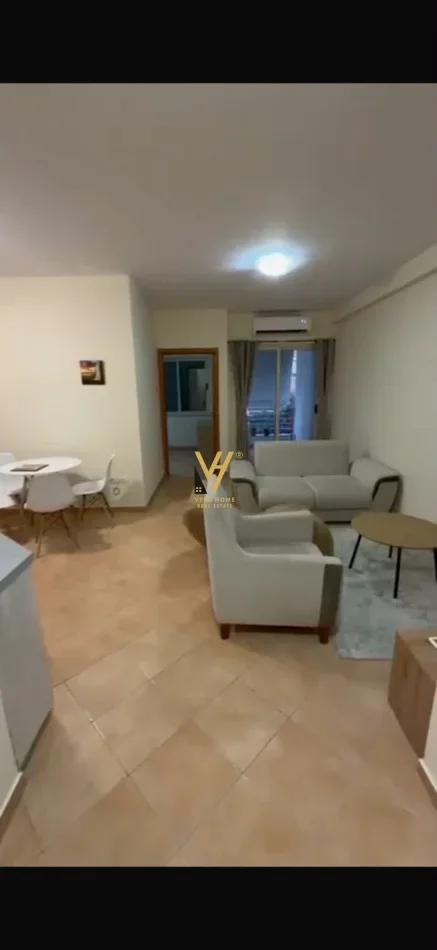 Tirane, jepet me qera apartament 1+1+Ballkon Kati 2, 60 m² 420 € (YZBERISHT)