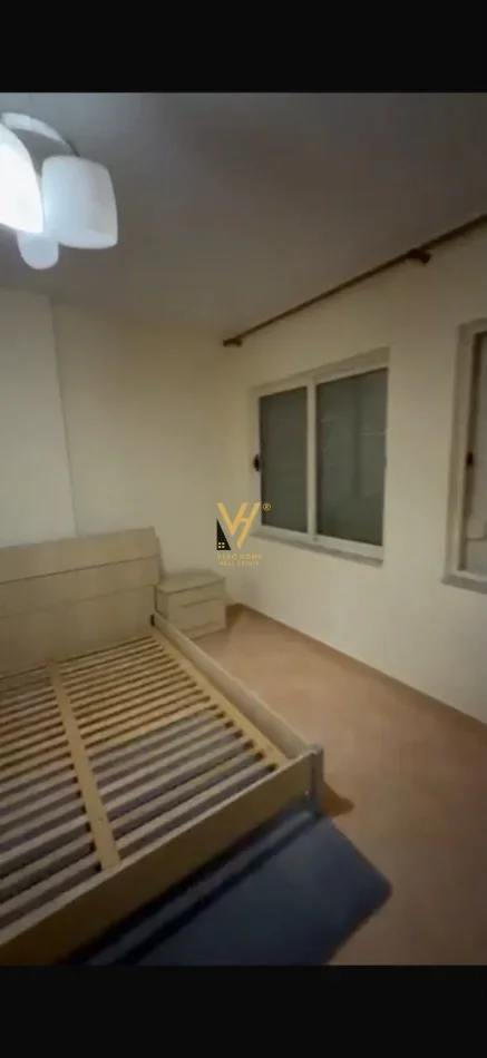 Tirane, jepet me qera apartament 1+1+Ballkon Kati 2, 60 m² 420 € (YZBERISHT)