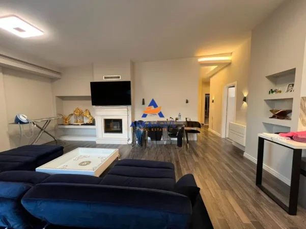 Tirane, shitet apartament 3+1+Ballkon Kati 7, 172 m² 250.000 € (LIQENI THATE)