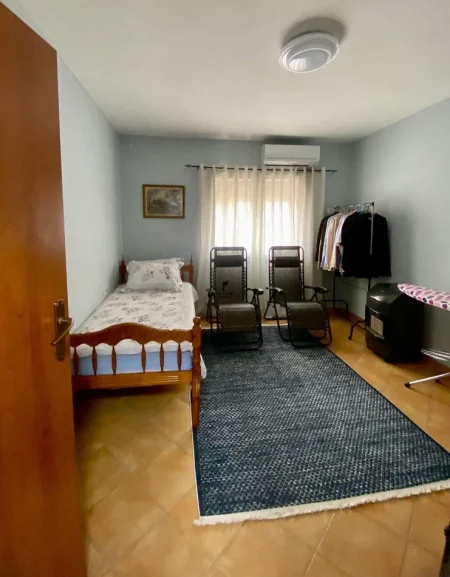 Tirane, jepet me qera apartament 2+1 Kati 6, 90 m² 600 € (ALI DEMI)