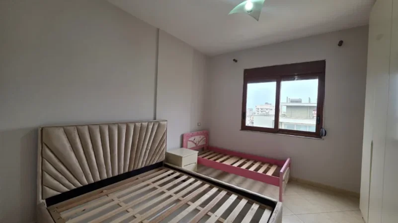 Vlore, shitet apartament 1+1+Ballkon Kati 11, 80 m² 125.000 € (Rruga Hasan Kushta,Pran BKT bank, Vlore)