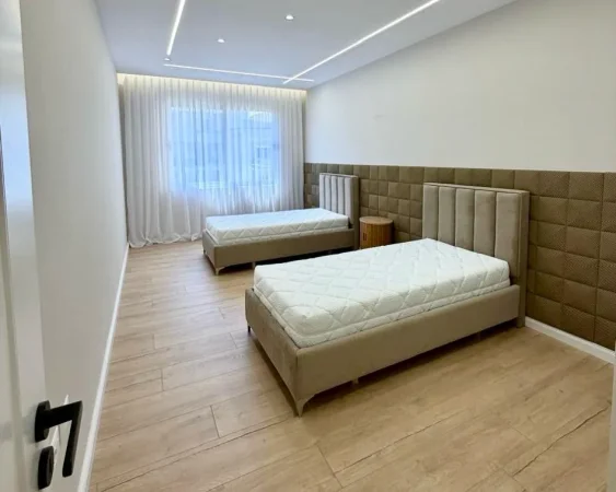 Tirane, shitet apartament 2+1 Kati 6, 114 m² 182.518 € (Yzberisht)