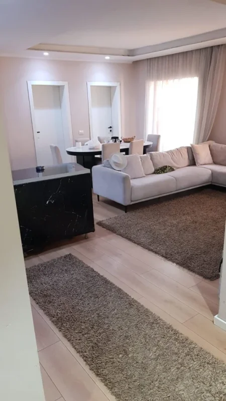 Tirane, jepet me qera apartament 2+1 Kati 3, 90 m² 600 € (Don Bosko)