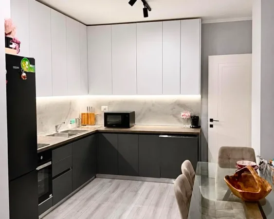 Tirane, shitet apartament 1+1 , 65 m² 185.000 € (Prane Hotel Sokratit)