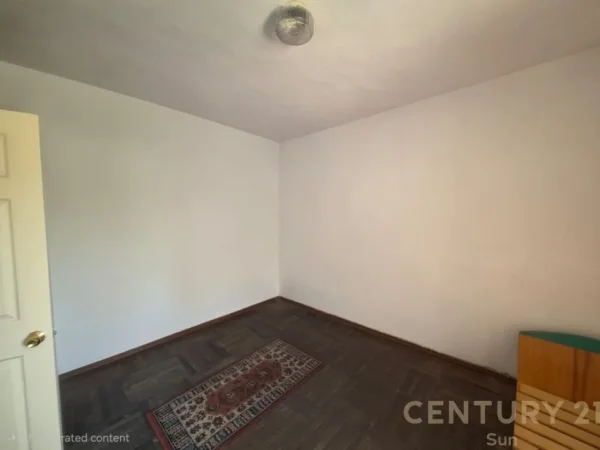Tirane, shitet apartament 1+1 Kati 3, 63 m² 149.000 € (Rruga e Kavajes SUN146436)