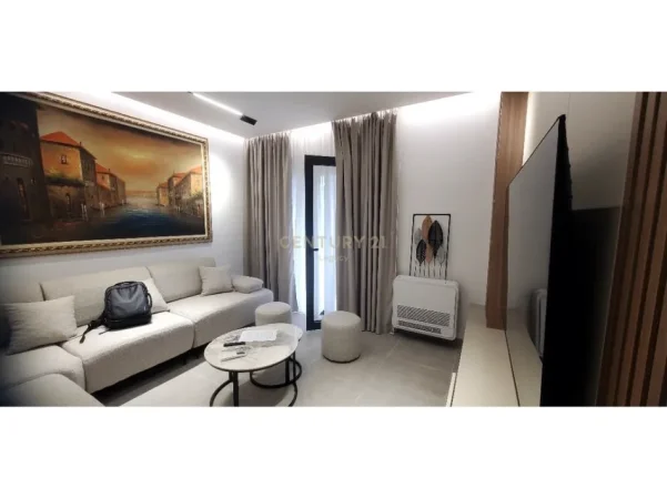 Tirane, jepet me qera apartament 1+1 Kati 4, 70 m² 600 € 