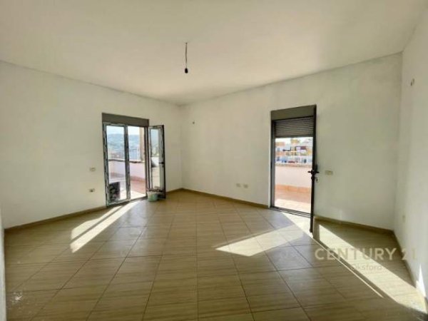 Tirane, shitet apartament 2+1+A+BLK Kati 8, 167 m² 108.000 Euro (yzberish)