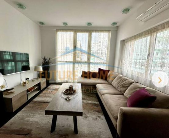 Tirane, jepet me qera apartament duplex 3+1+A+BLK Kati 4, 100 m² 1.200 Euro (Komuna e Parisit)