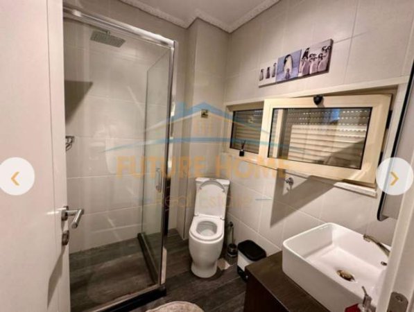 Tirane, jepet me qera apartament duplex 3+1+A+BLK Kati 4, 100 m² 1.200 Euro (Komuna e Parisit)