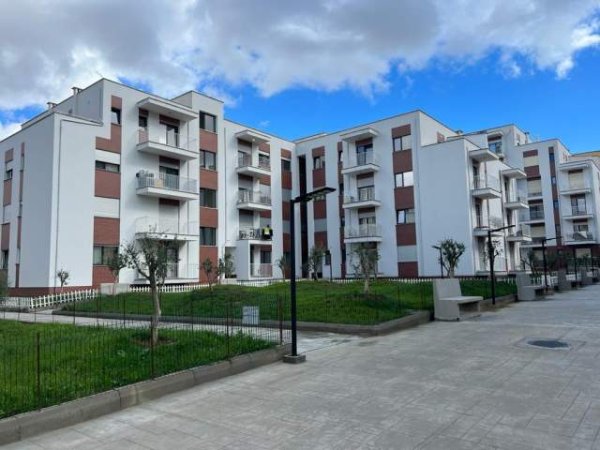 Tirane, shitet apartament 1+1+BLK Kati 1, 63 m² 79.000 Euro (Bulevardi Kasharit)