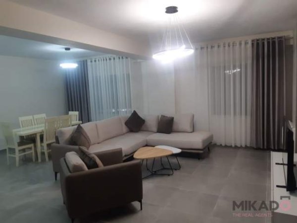 jepet me qera 137 m² 800 Euro