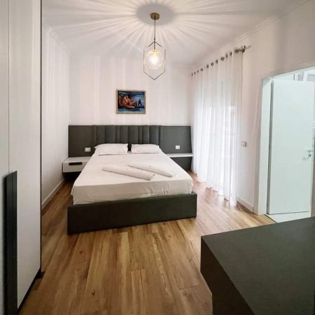 Tirane, jepet me qera apartament 2+1+BLK Kati 2, 500 Euro (Astir,Bar Artist)