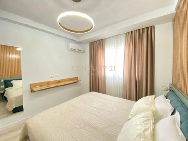 Tirane, jepet me qera apartament 60 m² 600 Euro