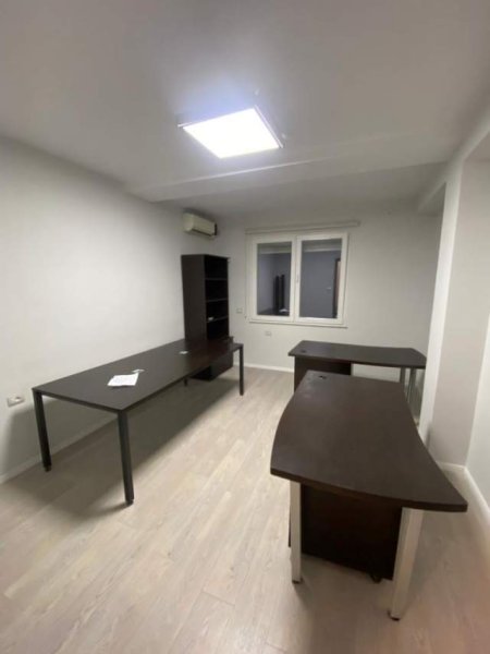 Shqiperi, jepet me qera zyre Kati 6, 108 m² 800 Euro (rruga brigada Vlll)