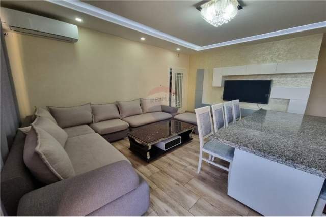 Tirane, shitet apartament 3+1 Kati 4, 130 m² 235.000 Euro (SHITET APARTAMENTVASIL SHANTO PRANE ISH EUROPIANIT)