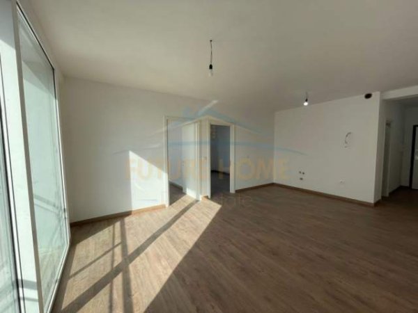 Tirane, shitet apartament 2+1+BLK Kati 3, 75 m² 152.000 Euro (5 maj)