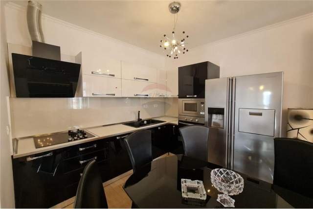 Tirane, shitet apartament 2+1+A+BLK Kati 9, 125 m² 118.000 Euro
