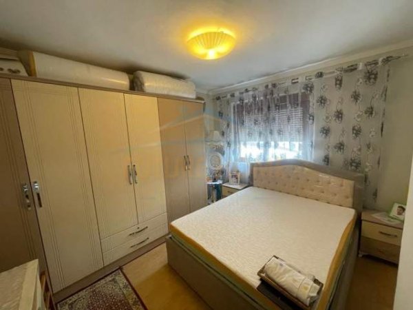 Korce, shitet apartament 1+1+BLK Kati 5, 54 m² 3.100.000 Leke (Lagjia 16, Korçë)