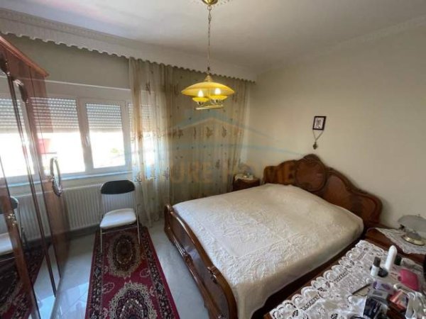 Korce, shitet apartament 3+1+BLK Kati 6, 100 m² 72.000 Euro (Lëndina e Lotëve, Korçë)