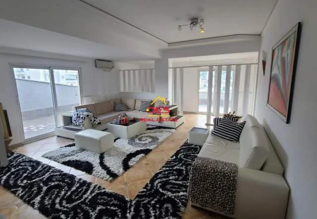 Vlore, shitet Penthouse 3+1+BLK Kati 7, 500 m² 260.000 Euro (Rruga Ali Demi)