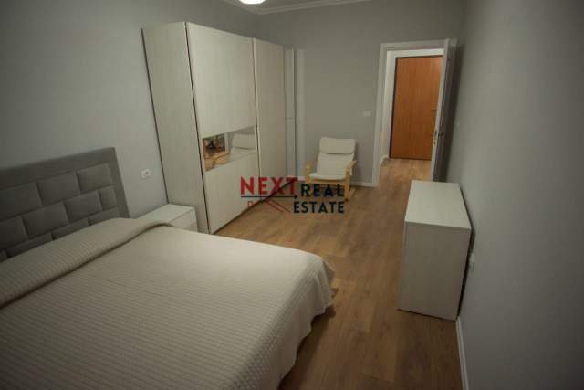 Lungomare, jepet me qera apartament Kati 3, 70 m² 350 Euro (Tek Brooklyn, Vlore)