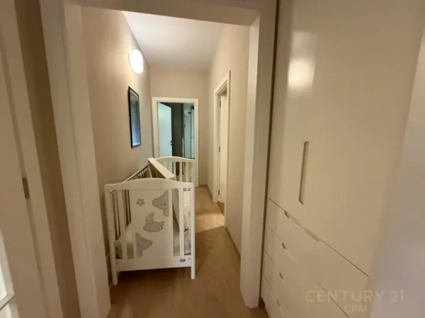 Tirane, shitet apartament 3+1 Kati 2, 132 m² 315.000 € (Komuna Parisit bot146241)