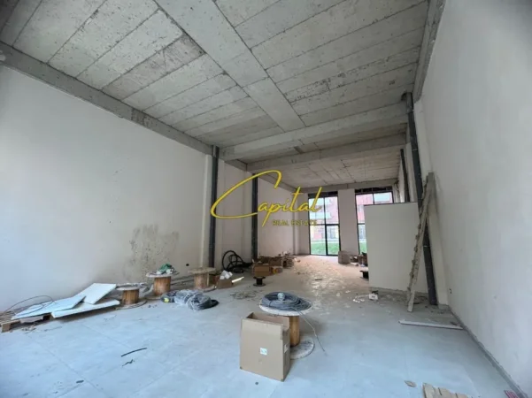 Tirane, shitet ambjent biznesi Kati 0, 158 m² 553.000 € (ASTIR)