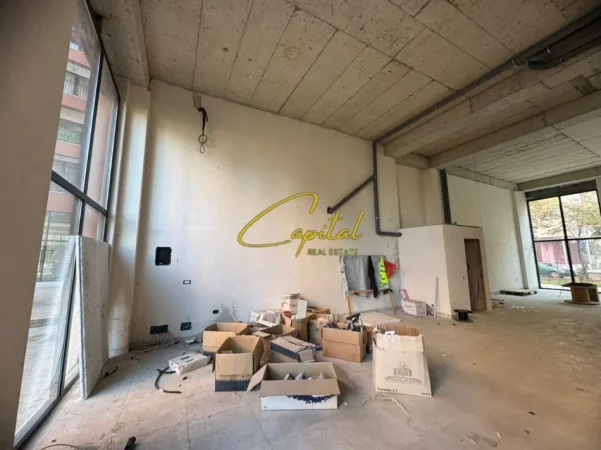 Tirane, shitet ambjent biznesi Kati 0, 158 m² 553.000 € (ASTIR)