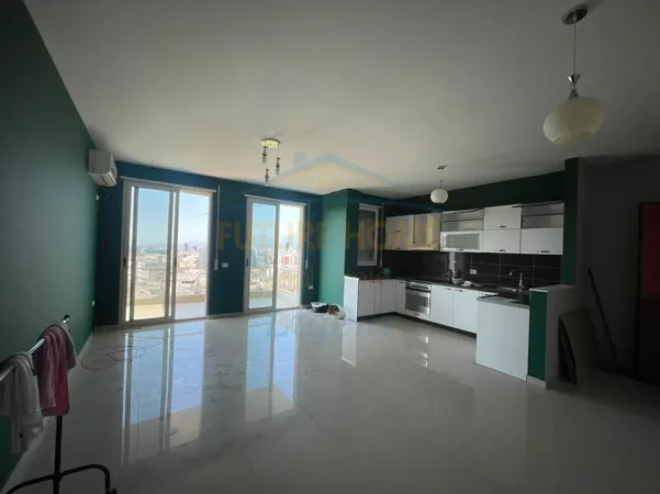 Tirane, jepet me qera apartament 2+1+Ballkon Kati 3, 93 m² 400 € (Liqeni Thate)