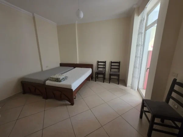 Tirane, jepet me qera apartament 2+1 Kati 8, 124 m² 650 € (Zogu i Zi perballe Le Bon)