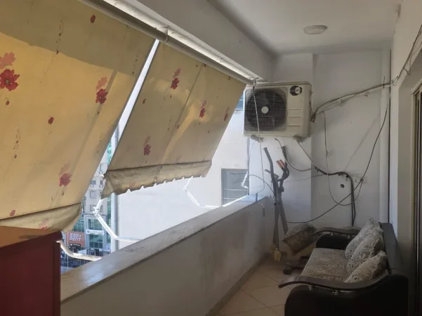 Tirane, jepet me qera apartament 2+1 Kati 8, 124 m² 650 € (Zogu i Zi perballe Le Bon)