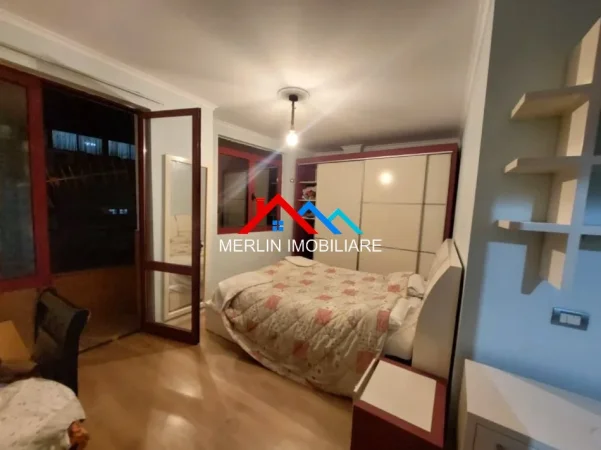 Tirane, jepet me qera apartament 2+1+Ballkon Kati 6, 100 m² 568 € (RRUGA LLAZI MIHO,MISTO MAME)