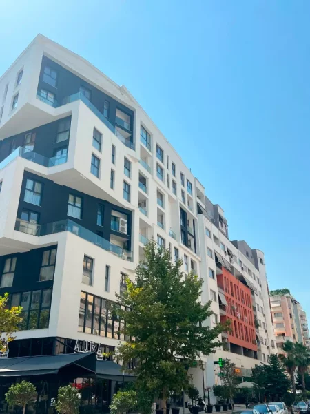 Tirane, shitet apartament 1+1 Kati 7, 89 m² 123.000 € 