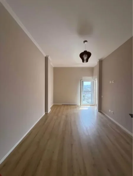 Tirane, shitet apartament 2+1+Aneks+Ballkon Kati 7, 91 m² 198.000 € (kinostudio , porcelan)