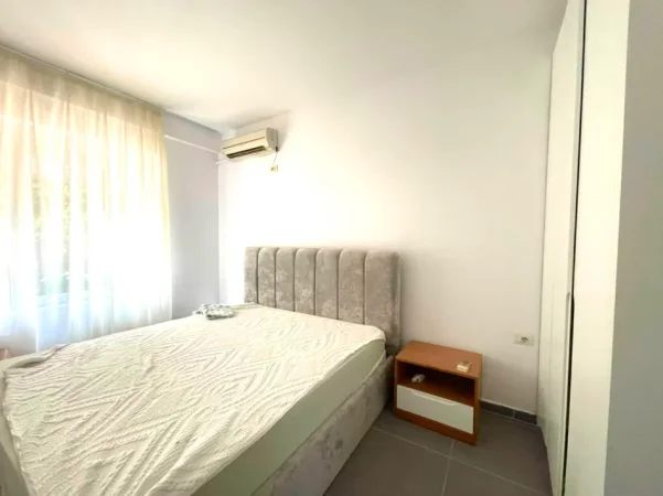 Dhermi - Palase, shitet apartament 3+1 , 150 m² 