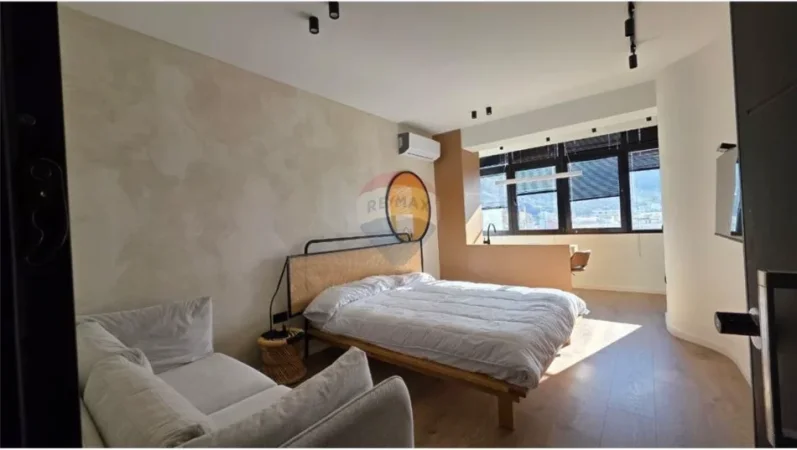 Vlore - Lungomare, shitet apartament 2+1 Kati 10, 127 m² 339.900 € (Rruga Reshat Osmani, Vlore)