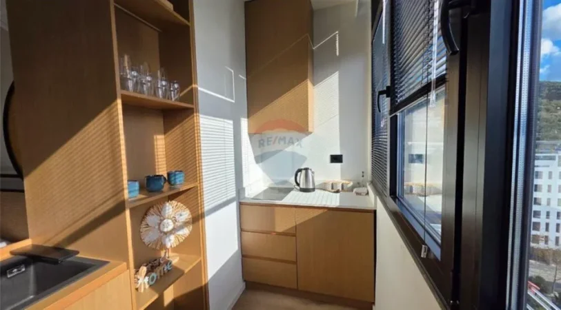 Vlore - Lungomare, shitet apartament 2+1 Kati 10, 127 m² 339.900 € (Rruga Reshat Osmani, Vlore)