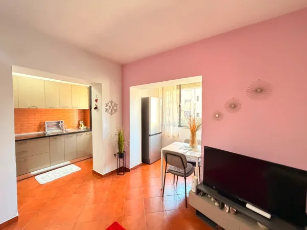 Tirane, shitet apartament 1+1+Aneks+Ballkon Kati 2, 59 m² 140.000 € (bulevardi zogu i pare)